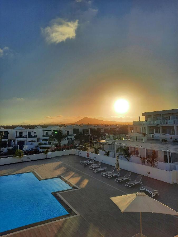 Homeforguest Sunset Senator With Pool And Terrace In Costa Teguise Buitenkant foto