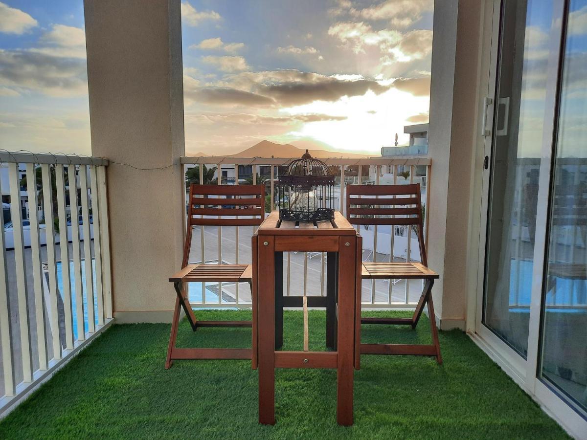Homeforguest Sunset Senator With Pool And Terrace In Costa Teguise Buitenkant foto